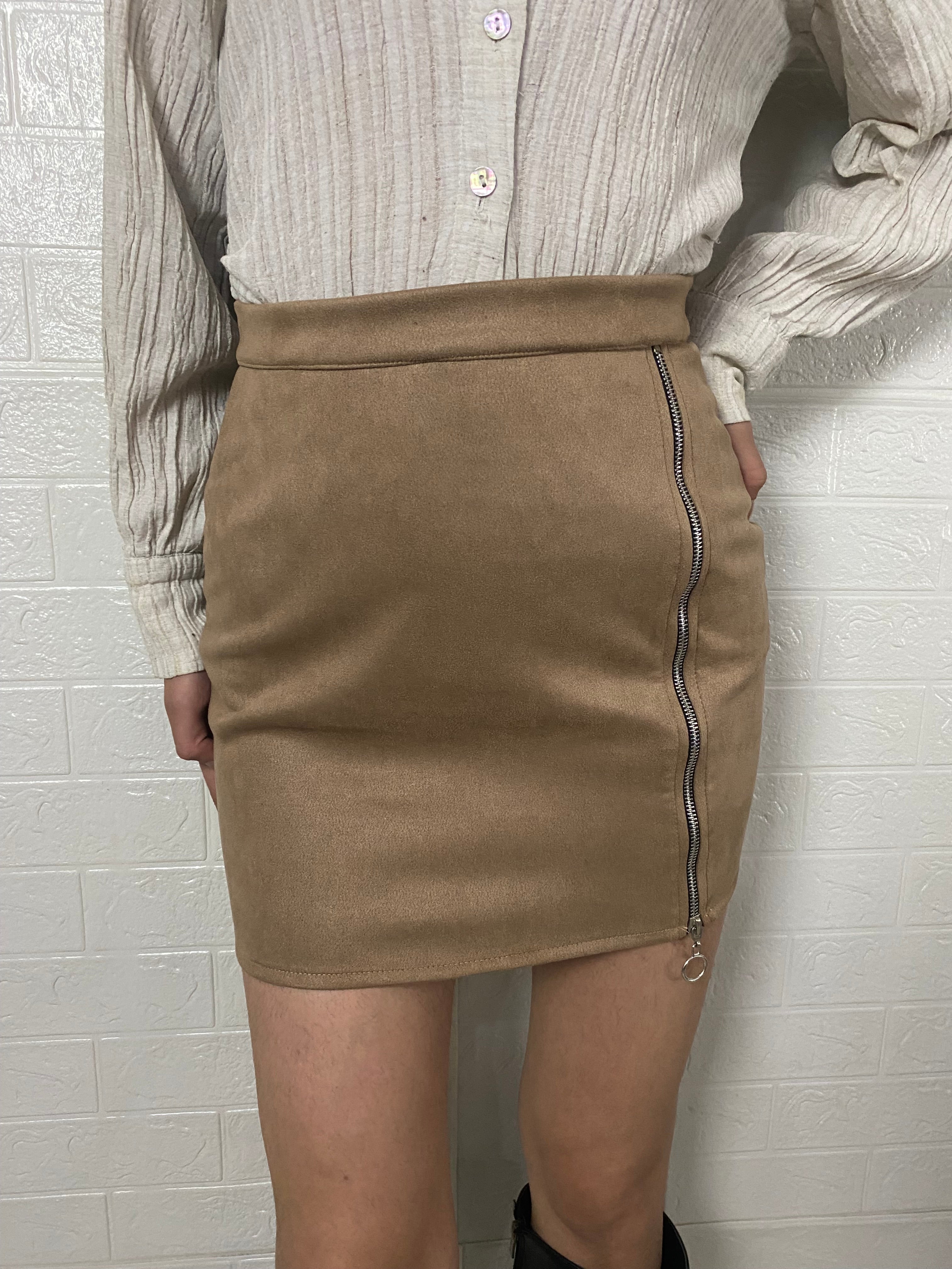 Süet Fermuar Detaylı Etek