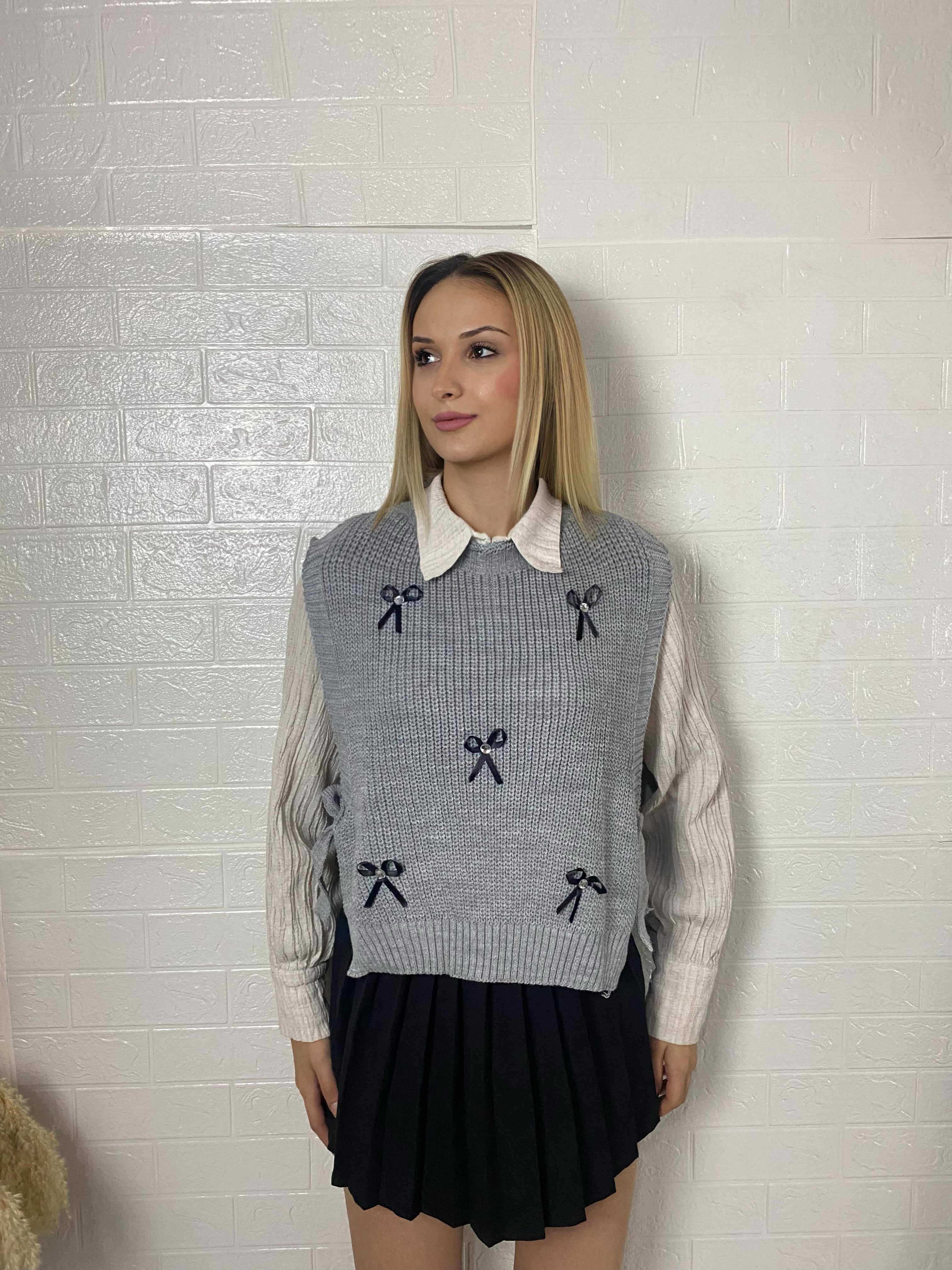 kurdele detaylı süveter